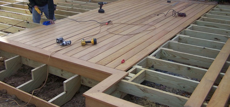 Wood Deck Builders in Inglewood, CA